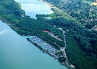 Sportboothafen und Altarm Greifenstein, Donau-km 1951,4 : Hafen, Sportboothafen, Altarm